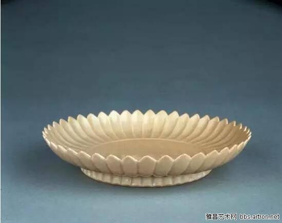 菊瓣盤 大(dà)英博物館館藏